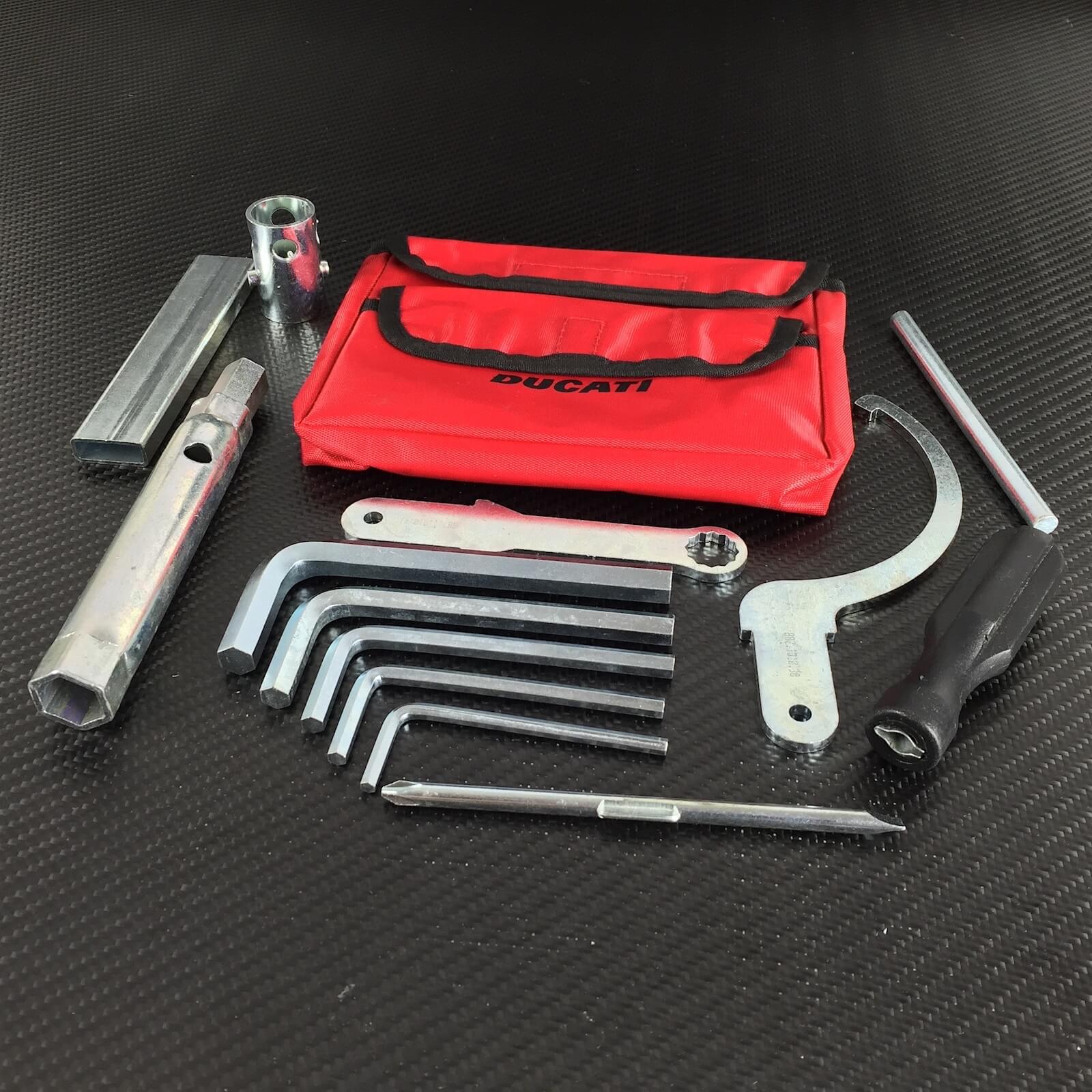 Ducati-tool-bag-69720131A-2.jpg