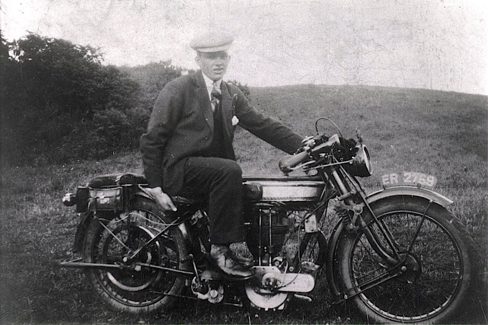 Eck Blackie on Norton Model 18 (1924).jpg