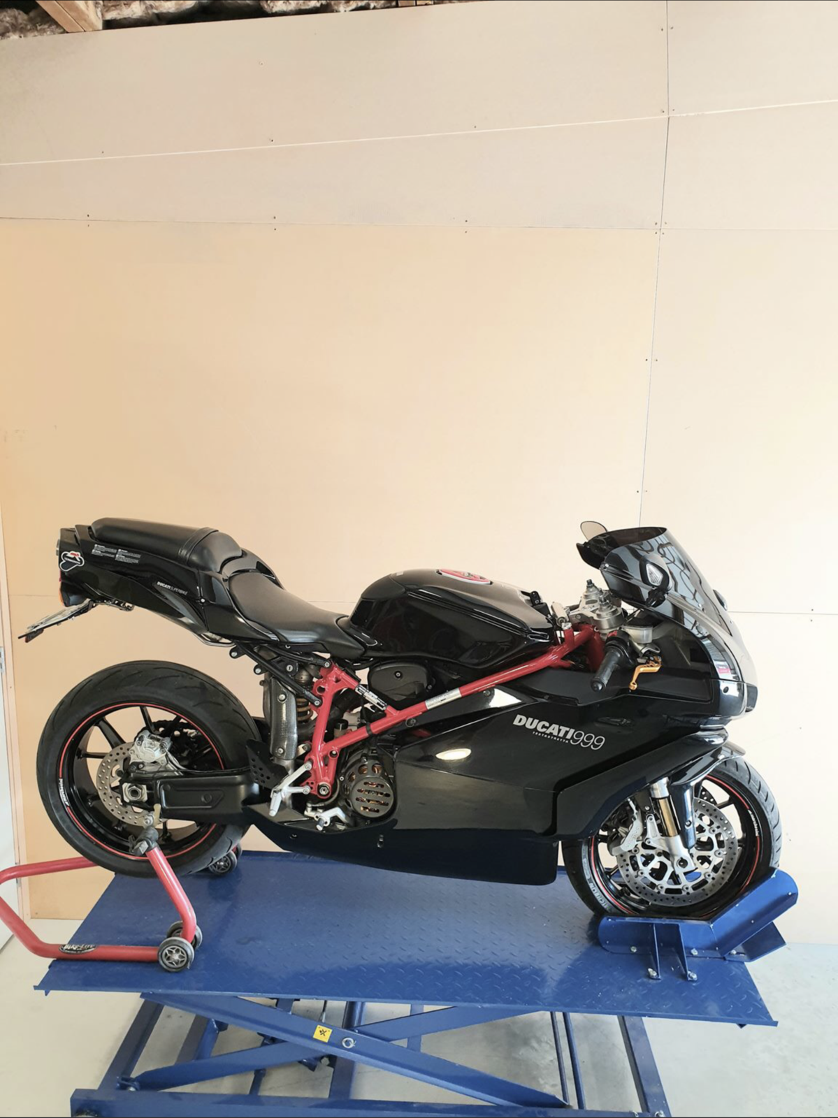 Ducati 999 forum store
