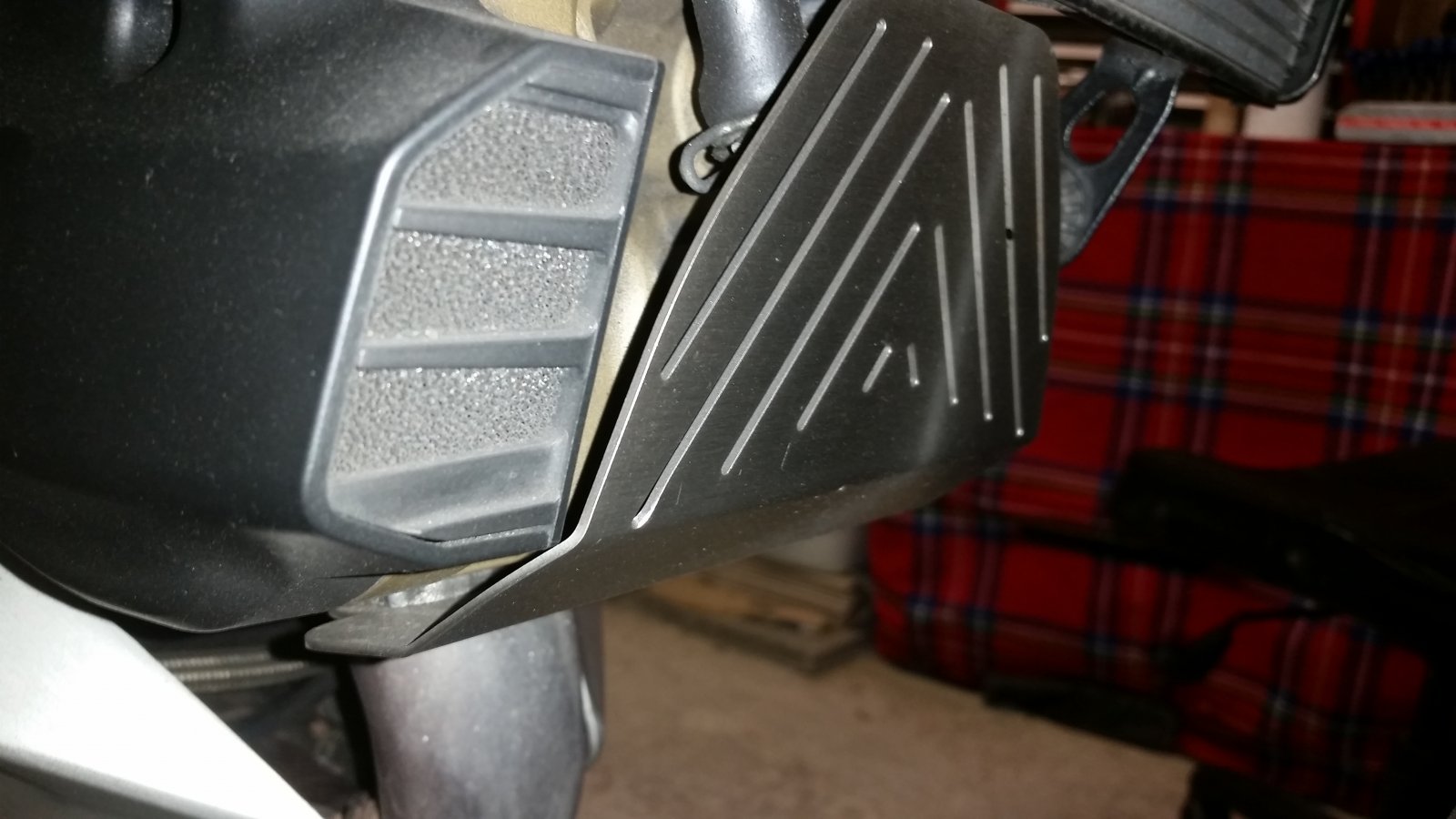 engine guard.jpg
