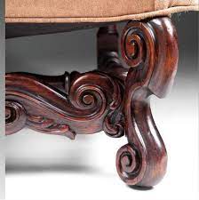 Flemish Scroll Leg.jpg