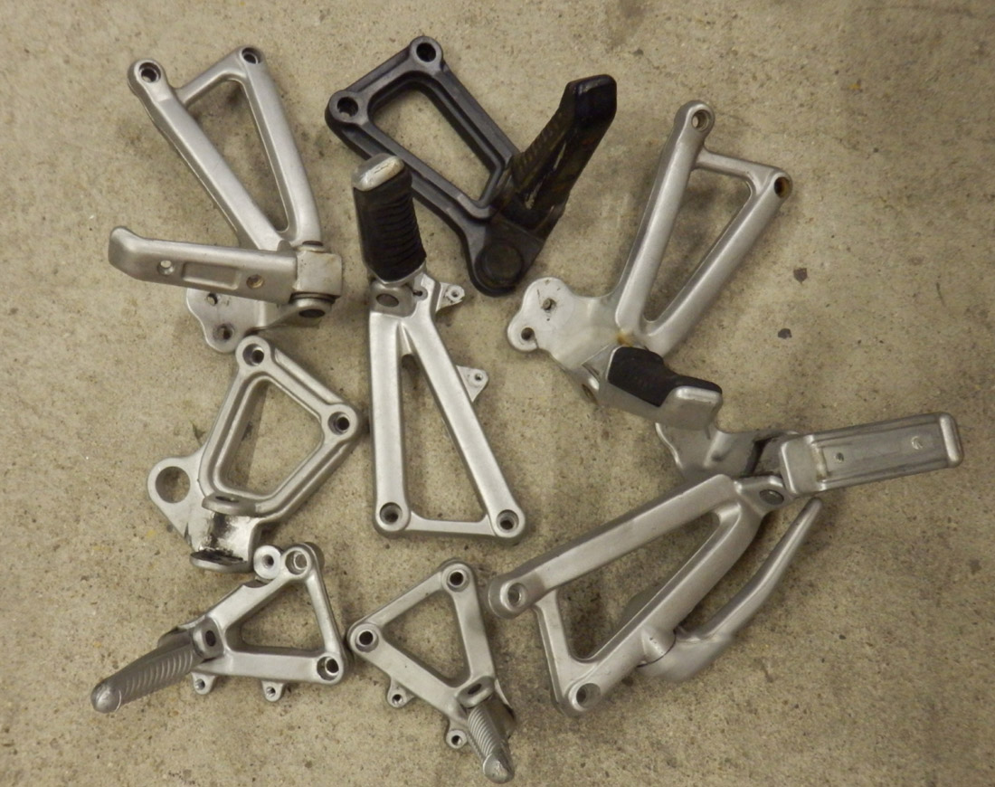 Footpegs.jpg