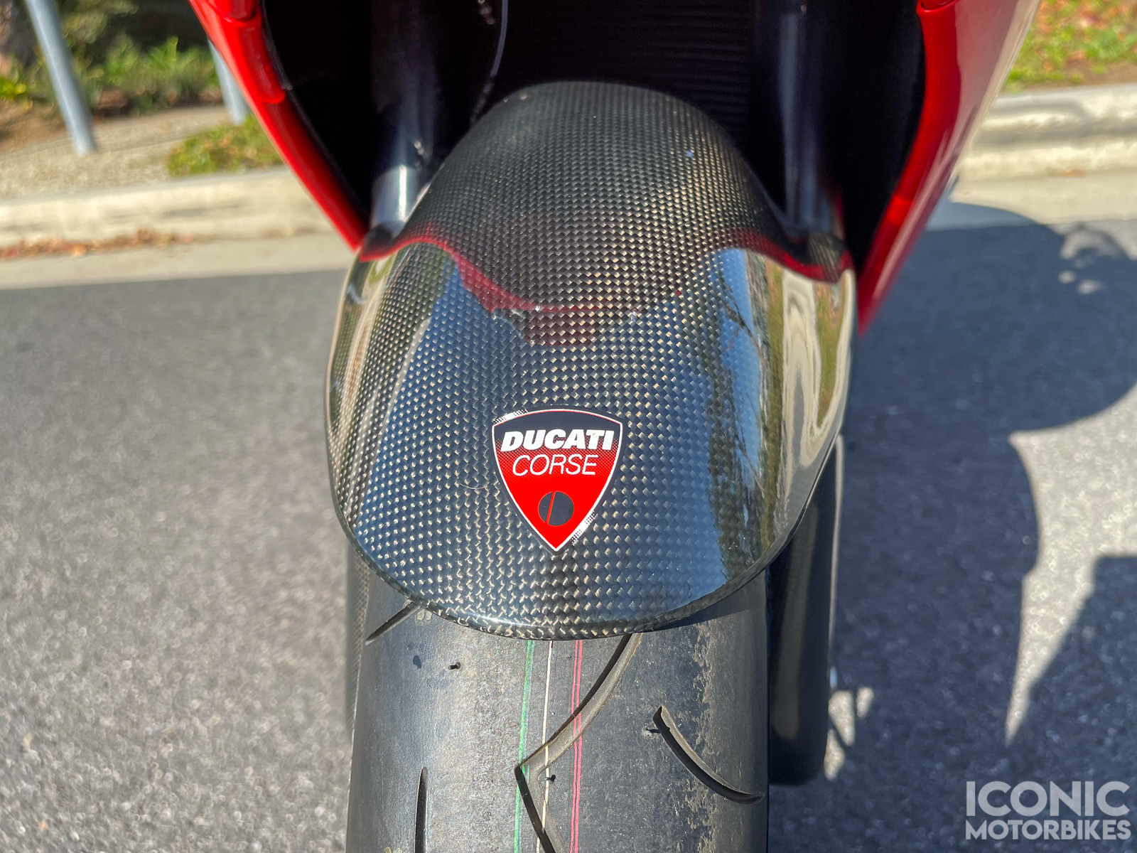 Front fender decal.jpg