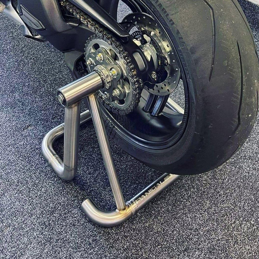 Geetech short stand.jpg