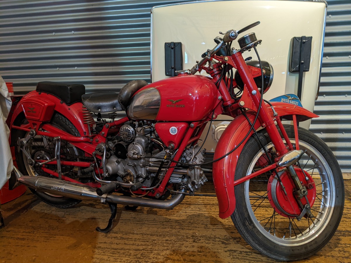 guzzi.jpg