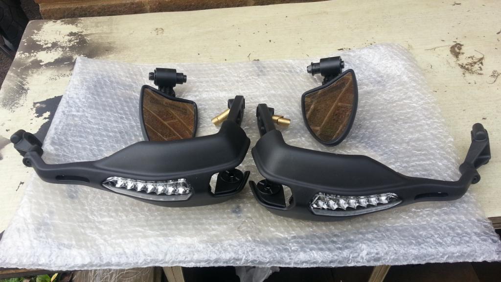 HAND GUARDS 2.jpg