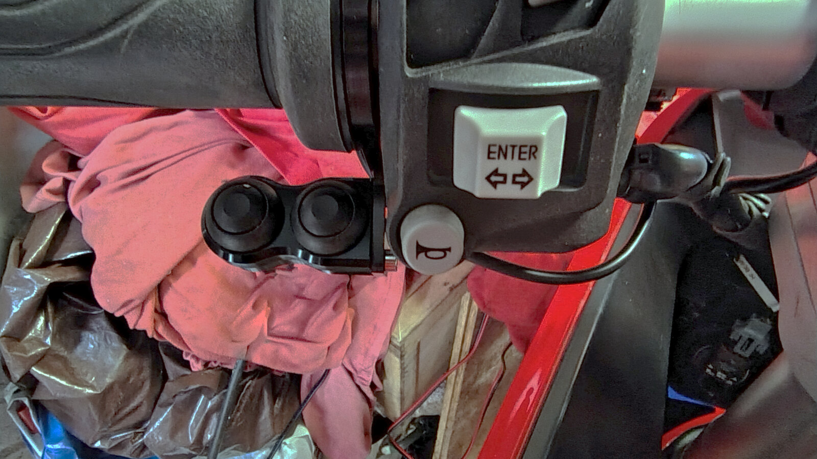 Handlebar switch 2.jpg