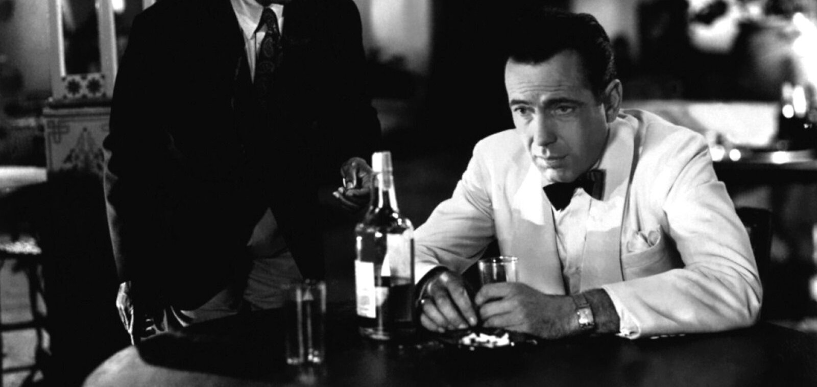 Humphrey_Bogart_in_Casablanca_1940.original.jpg