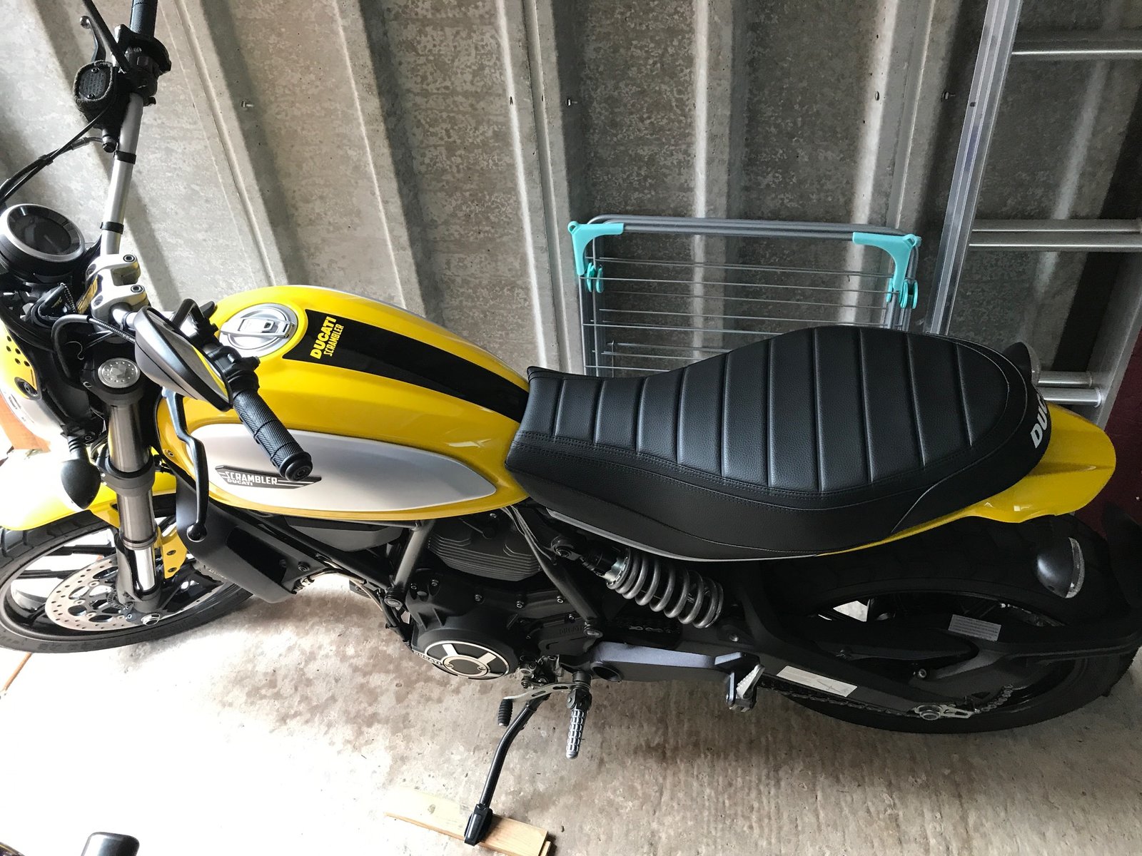 ducati scrambler comfort seat