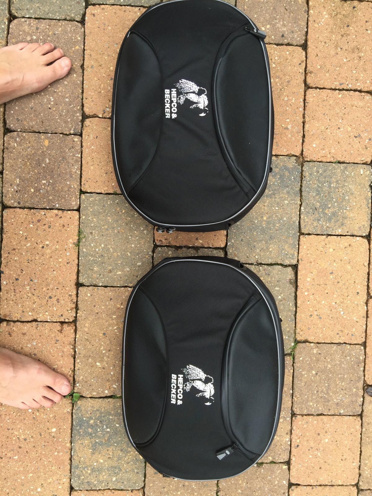 ducati diavel panniers