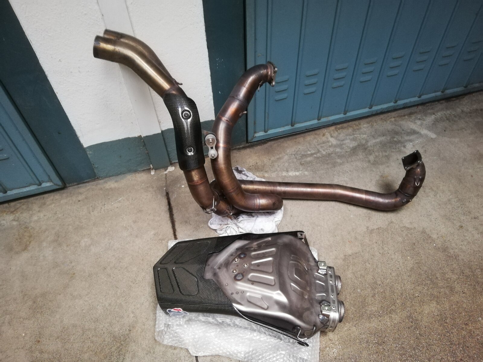 Ducati 999 termignoni on sale exhaust