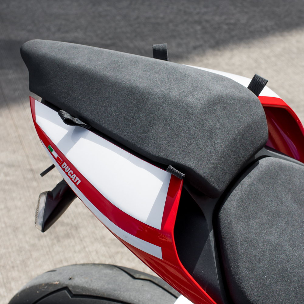 kriega-959-1299+fit+kit-seat.jpg