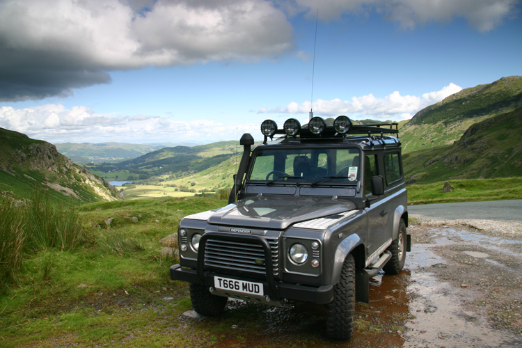 Land Rover Defender.jpg