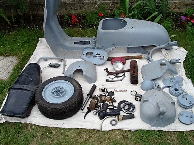 laverda scooter pics 010.JPG