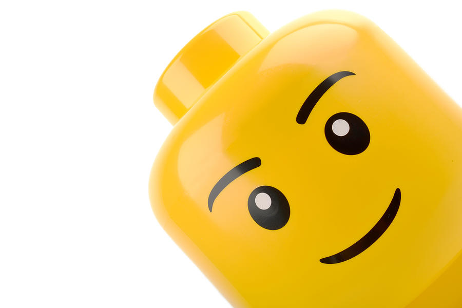 lego-head-close-up-juniorbeep.jpg