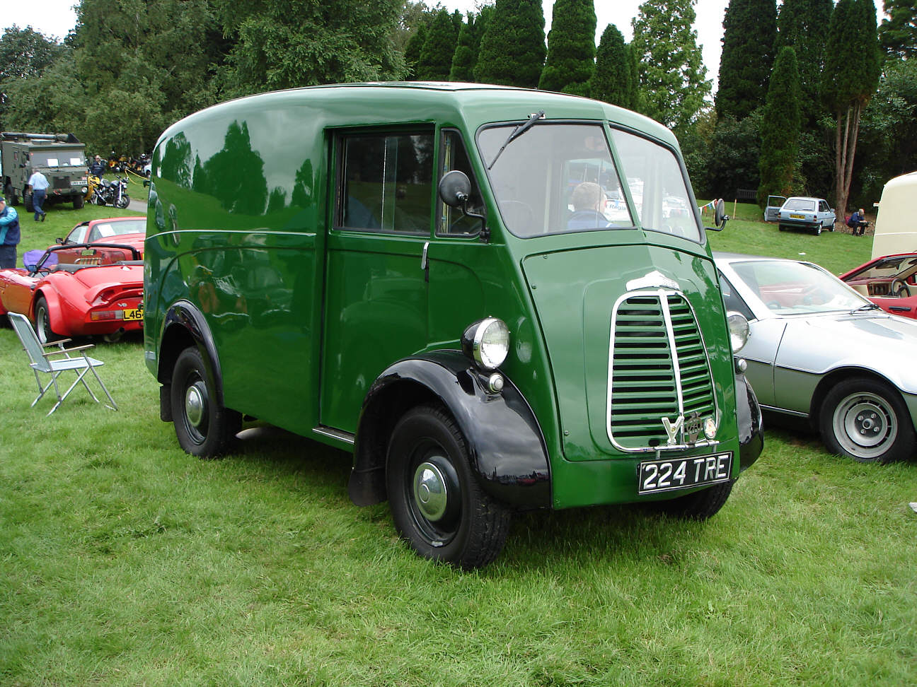 Morris_Commercial_JB_1957.jpg