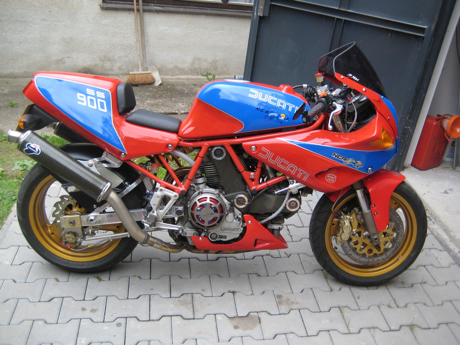 New 074.JPG