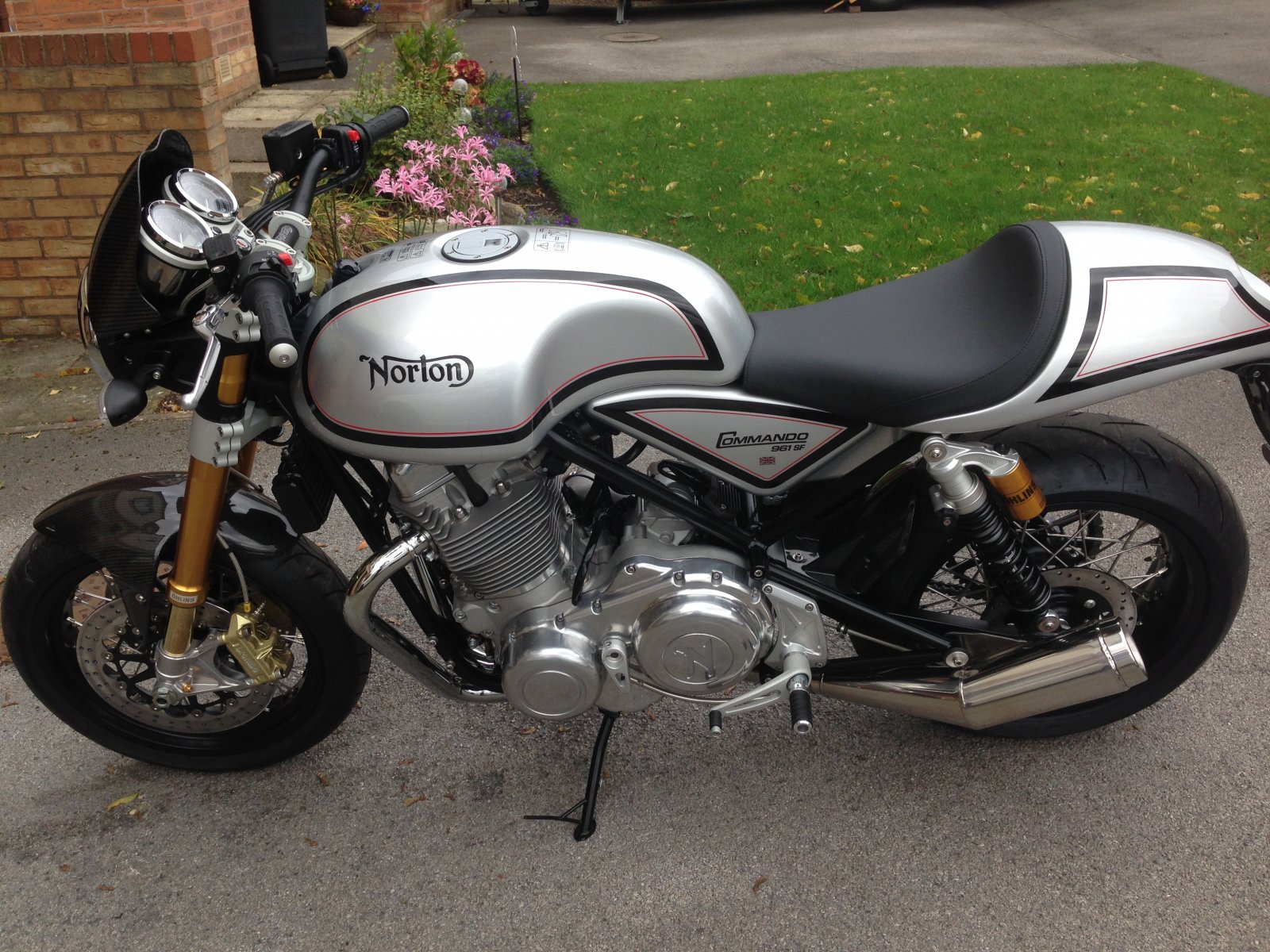Norton 961.JPG
