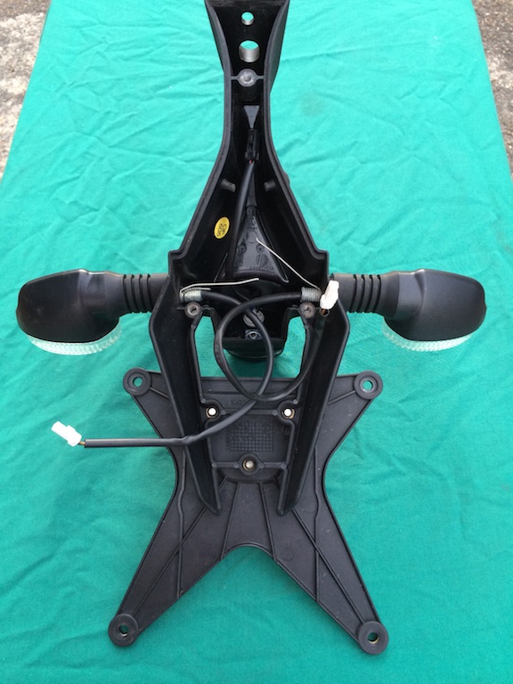 number plate hanger pic 2.jpg