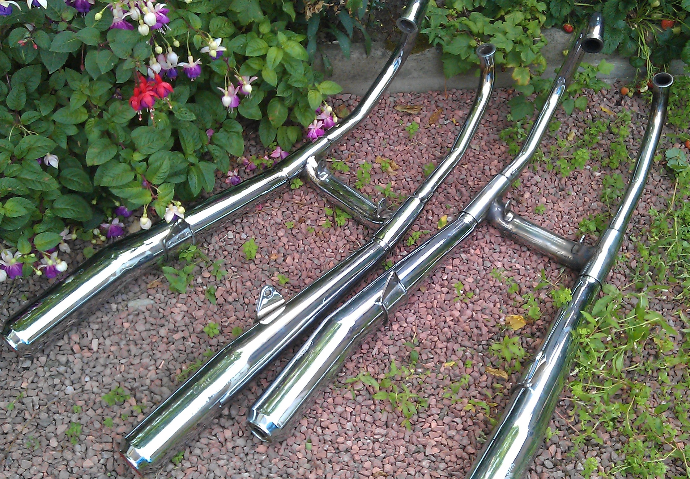 Pantah exhausts 17-06-14.jpg