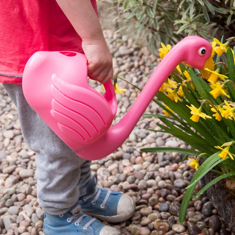 pink-flamingo-watering-can-26662-lifestyle.jpg