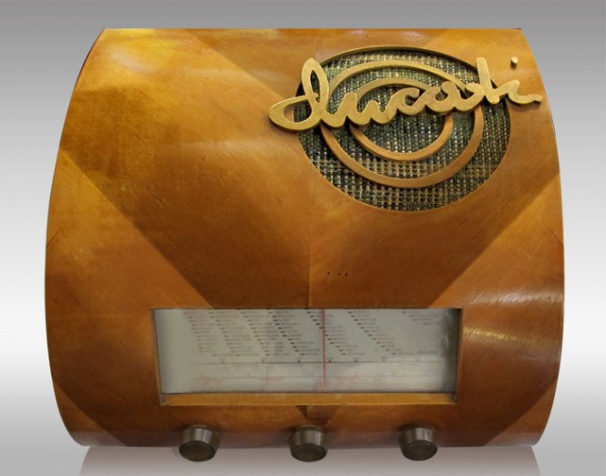 Radio-Ducati-RR3404-paniere-1950-02-665x523.jpg
