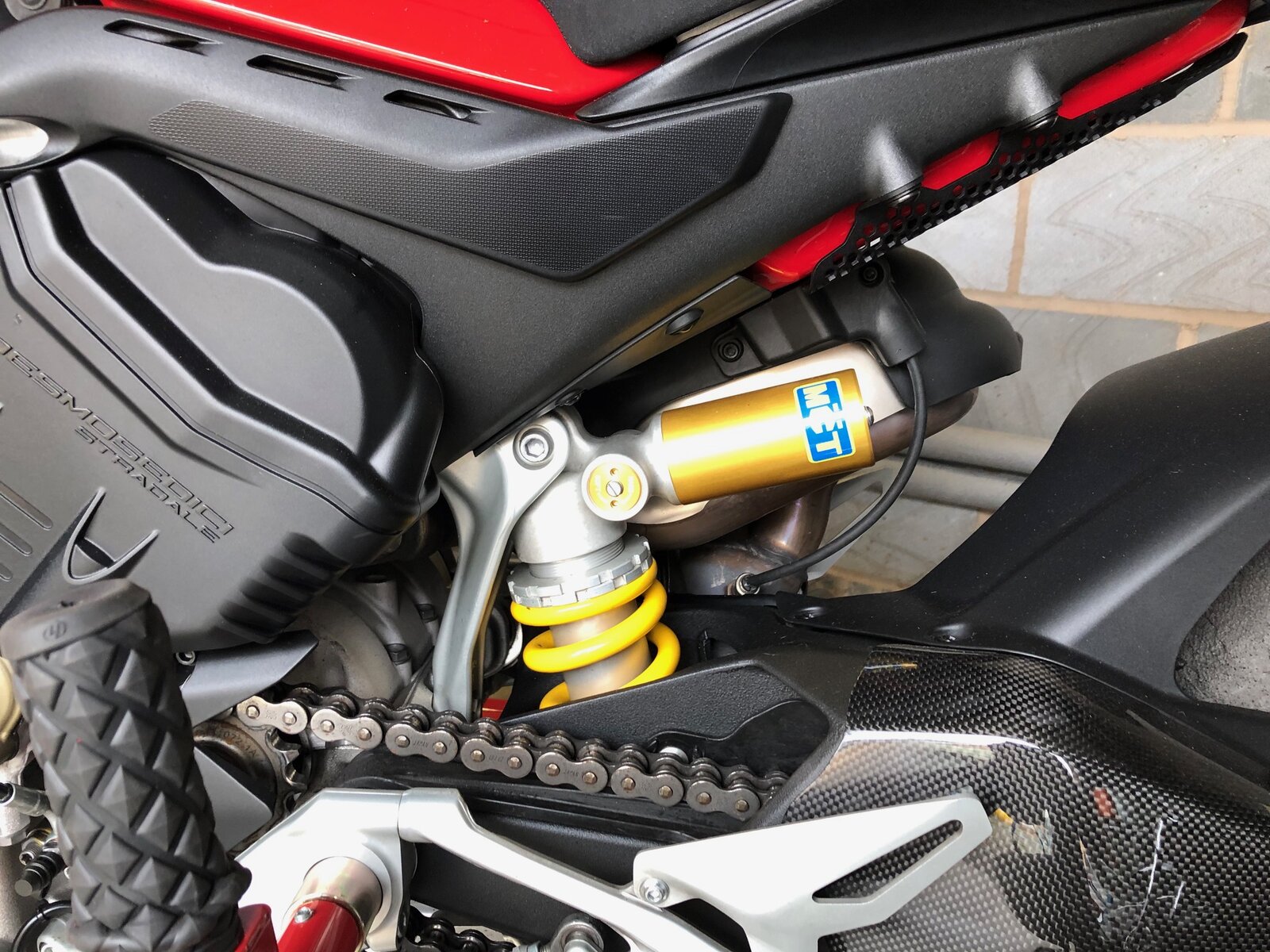 rear shock .jpg