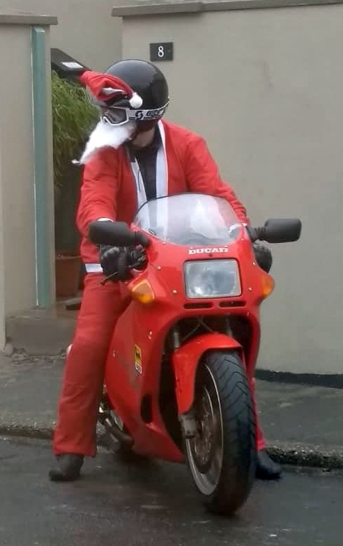 santa.jpg