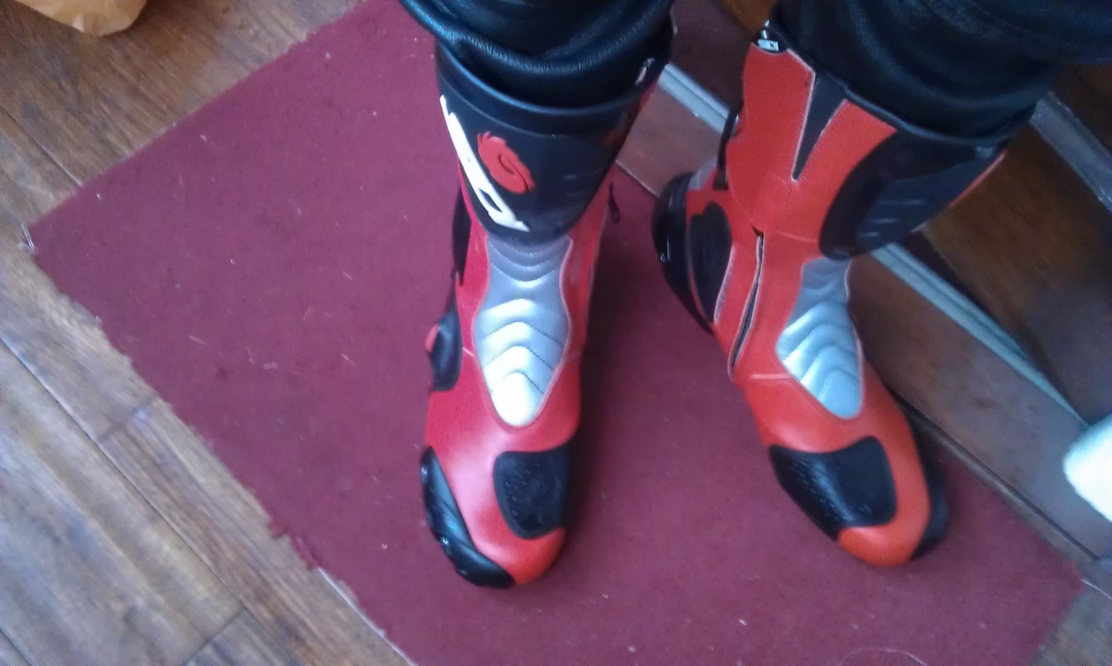 Sidi Cobra boots.jpg