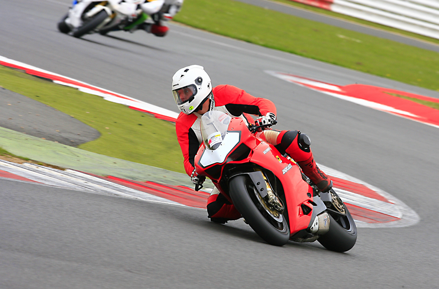 SILVERSTONE 2014 2S.jpg