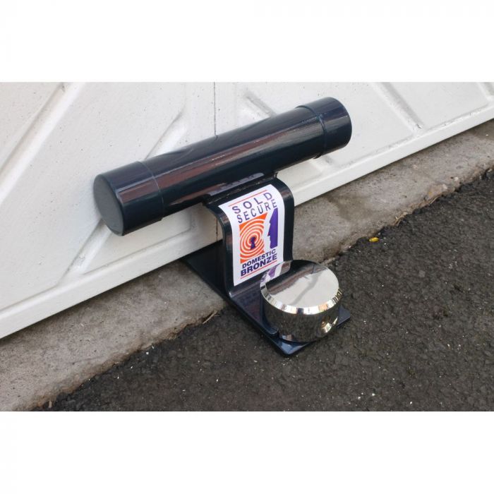 squire-ga4-garage-security-garage-defender-lock_1.jpg