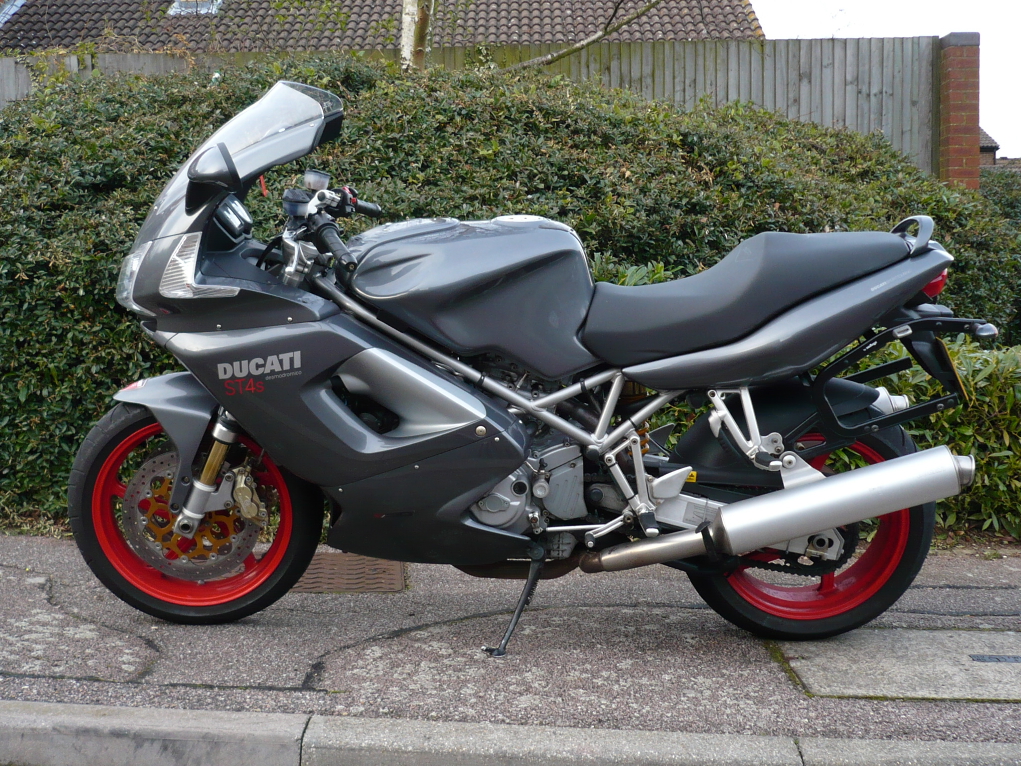ST4S 003(1).jpg