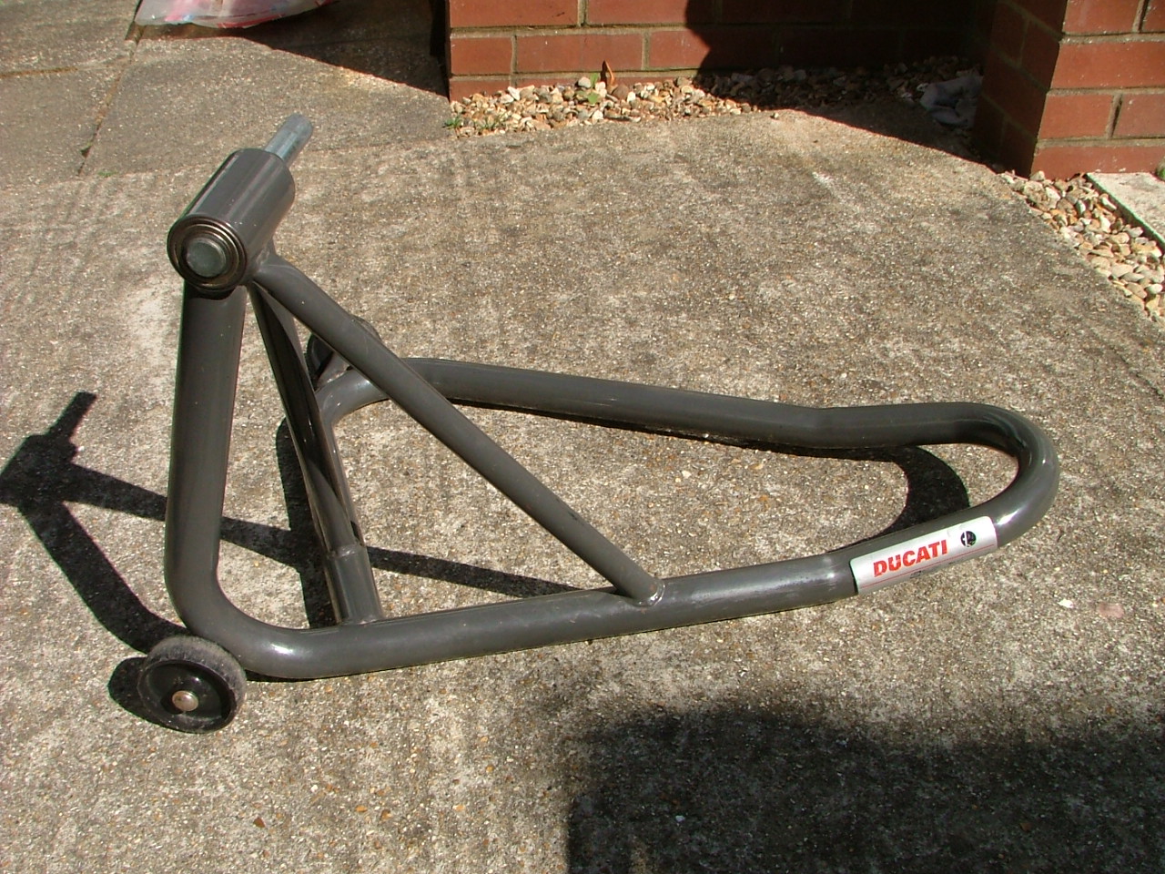 Stands 001.jpg