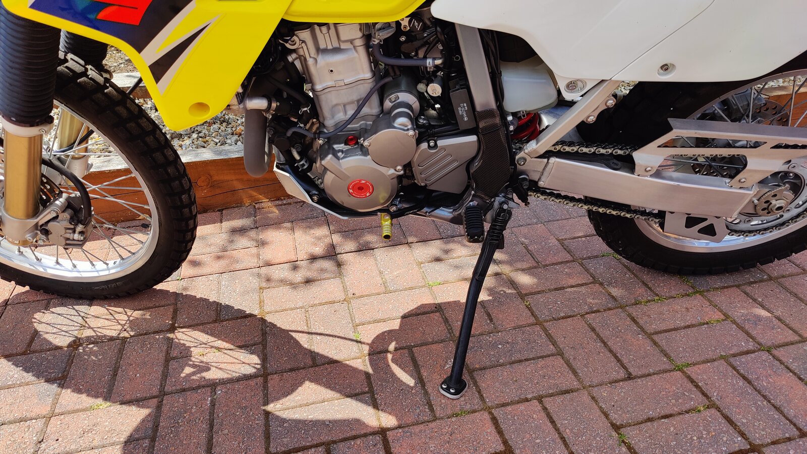 suzuki_drz_400_for_sale_02.jpg