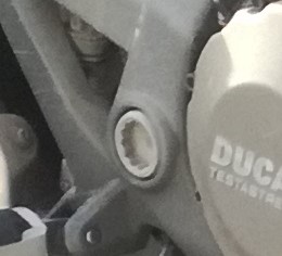 swing arm cap.jpg