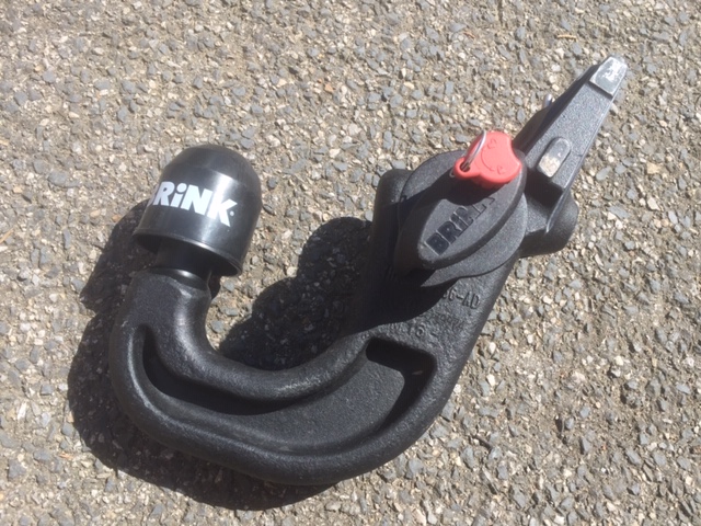 Tow hook.jpg