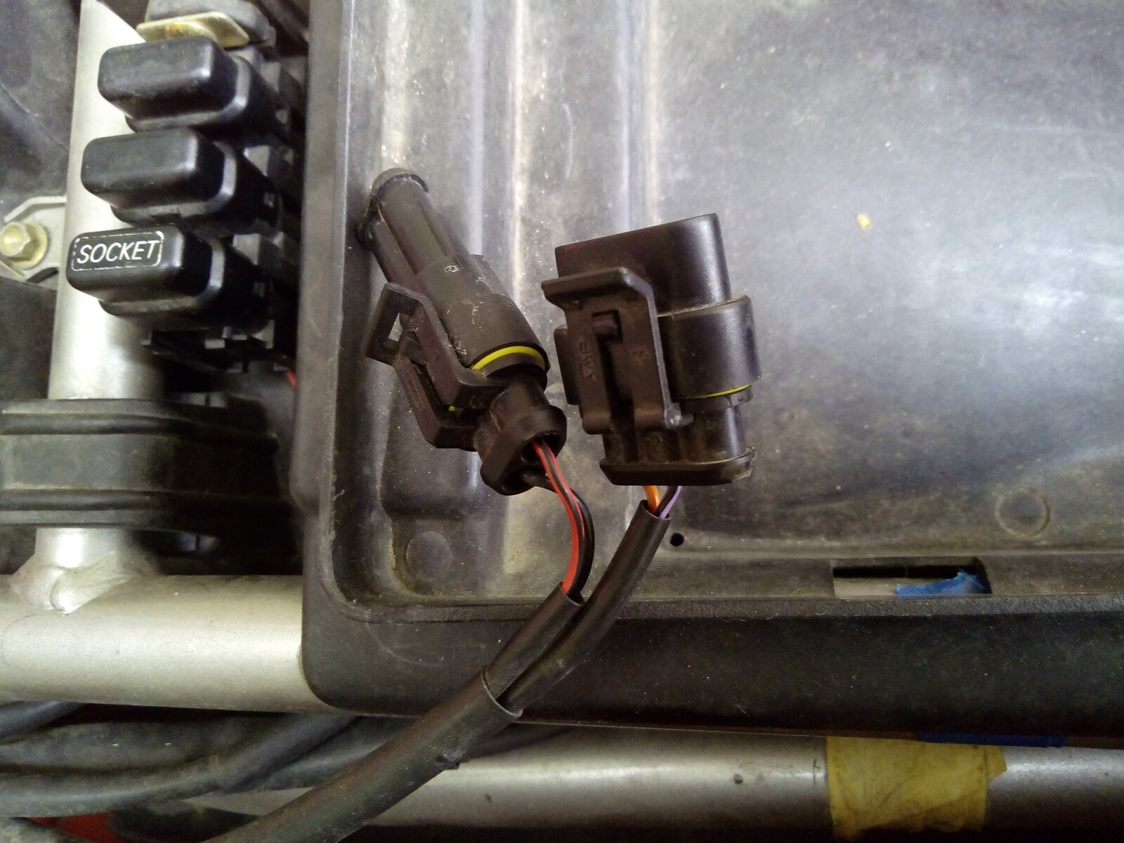 Underseat diagnostic sockets 2.jpg