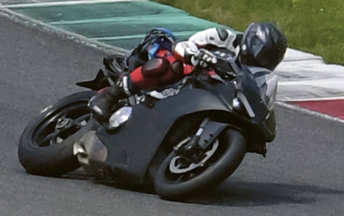 V4 Panigale-3.jpg
