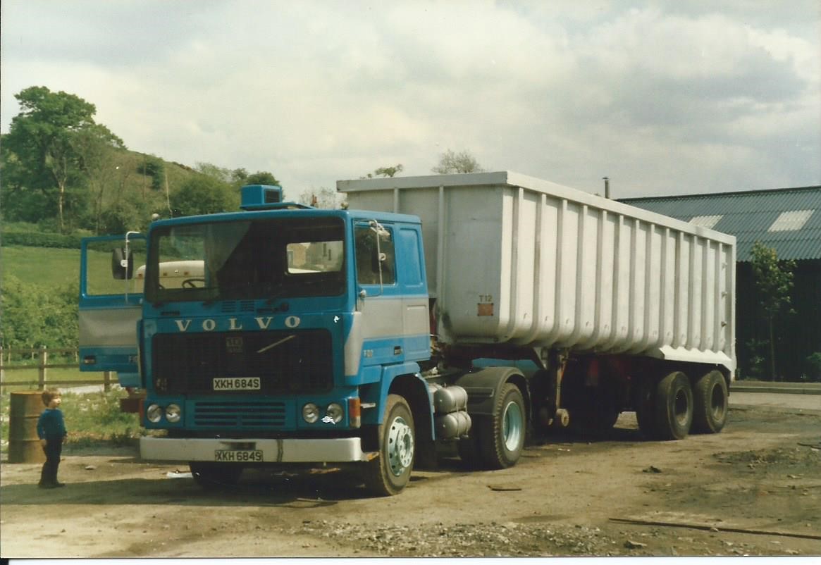 volvo f10.jpg