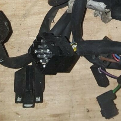Warning lights connector.jpg