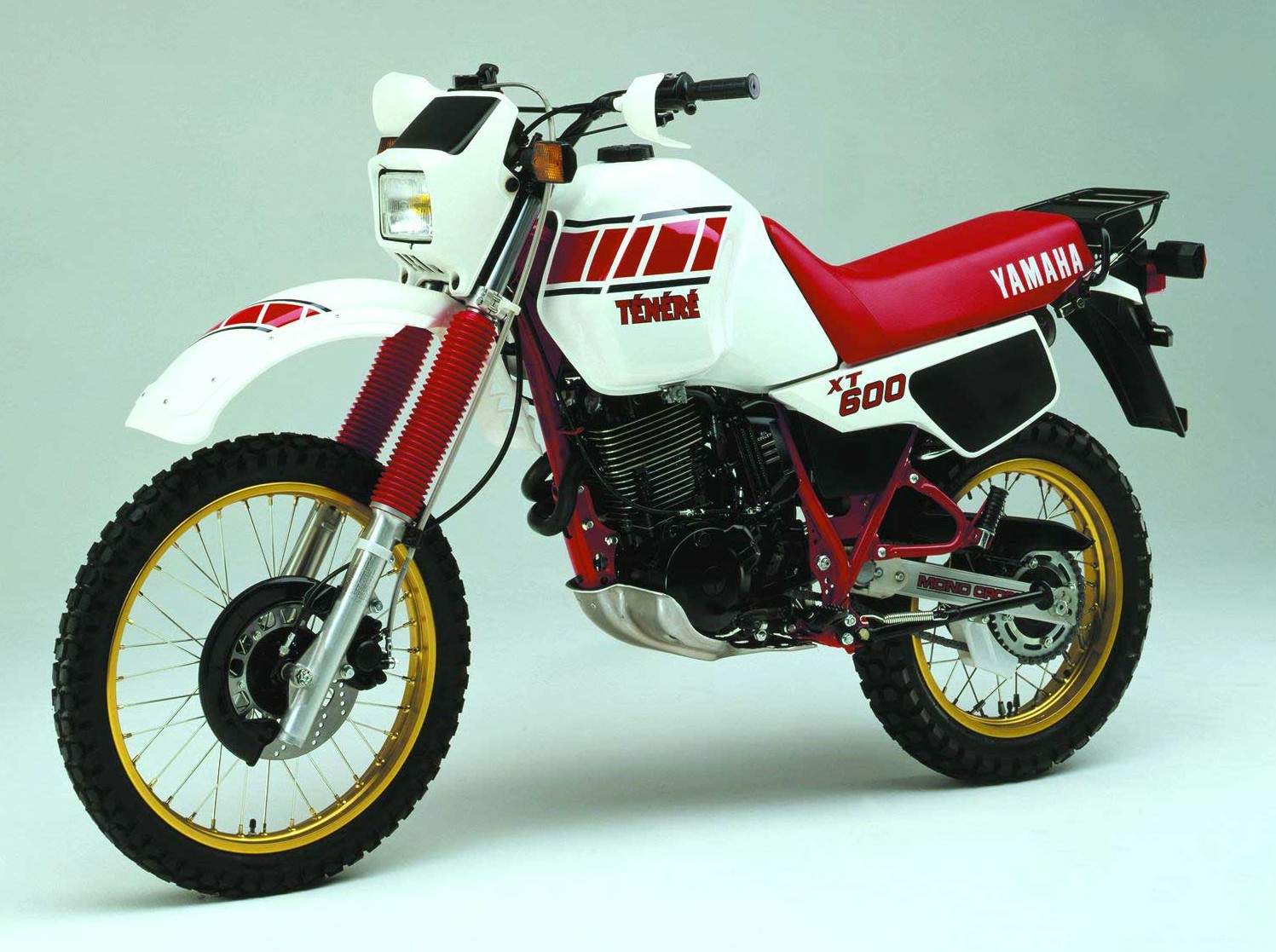 Yamaha XT600 Tenere 84  1.jpg