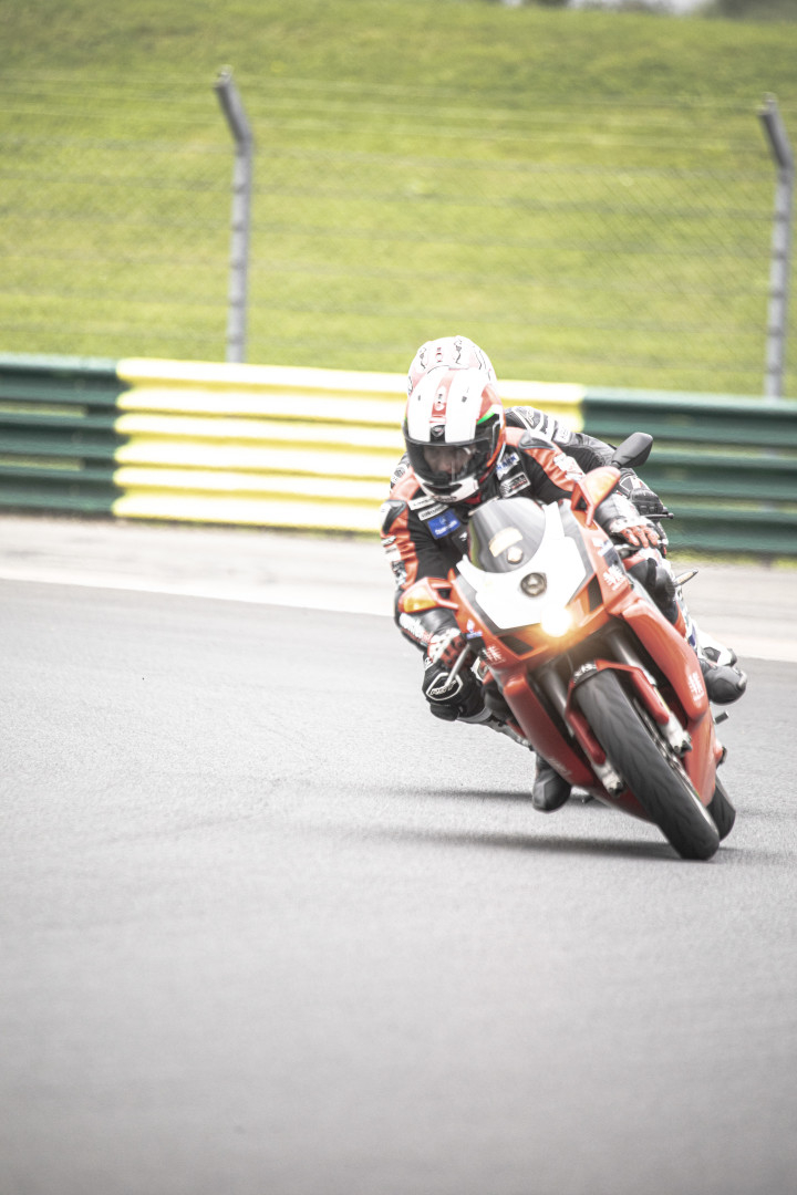 Fellow rider slipstreaming me