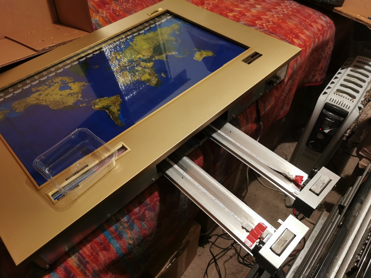 Removing DIY LED strips - broken geochron
