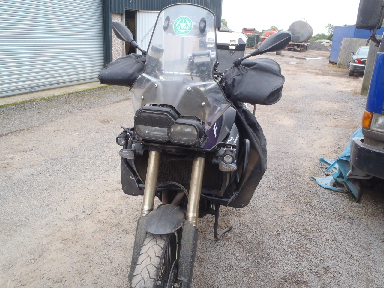 Tucano Urbano Gaucho leg covers2