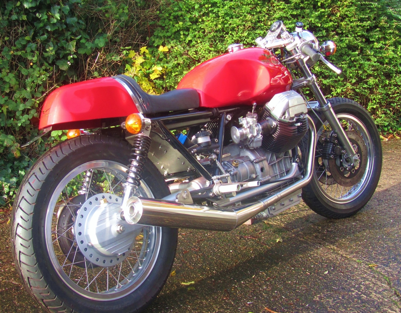 Guzzi Cali 3 cafe project, still a few things to do