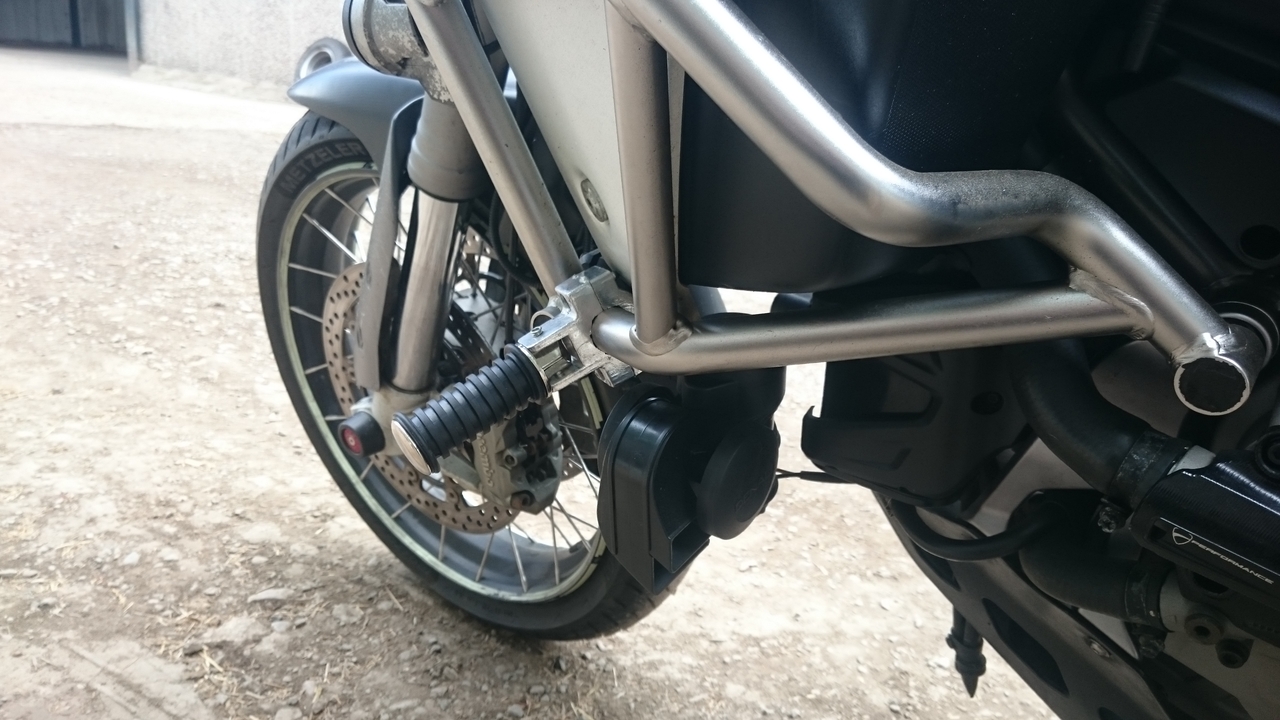 bikemaster universal highway footpegs 2