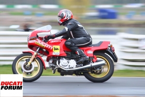Pantah 500 Mallory Park trackday 2011