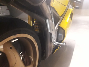 exhaust pipe