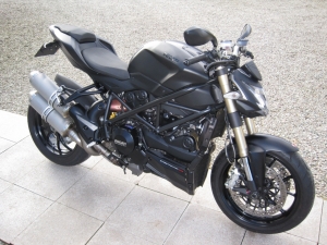 2012 848 SF Black