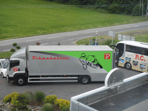 BikeShuttle - Truck Arrives